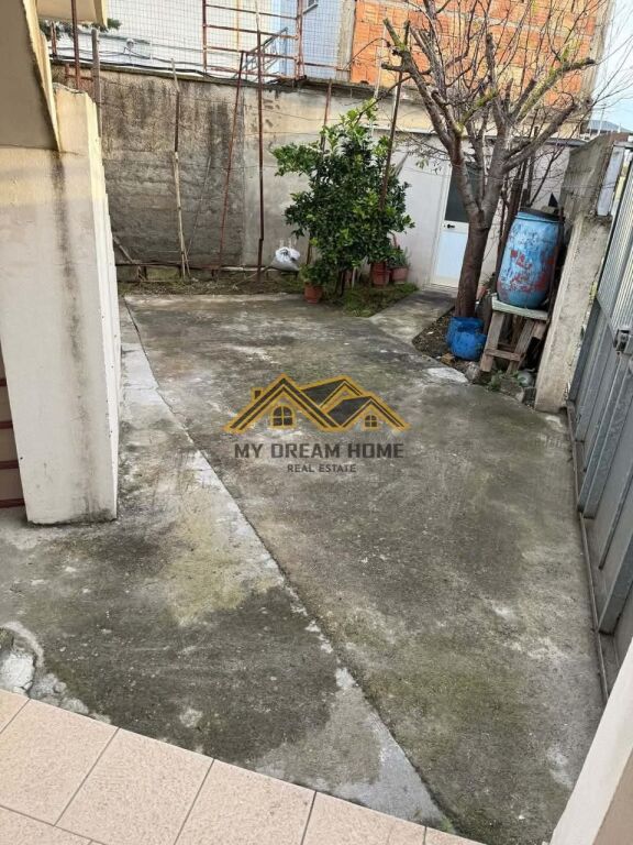 SHITET SHTEPI PRIVATE SHKOZET DURRES!
