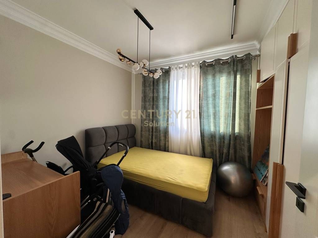 APPARTAMENTO 3+1+2+ VERANDE IN VENDITA VICINO VILLA L !