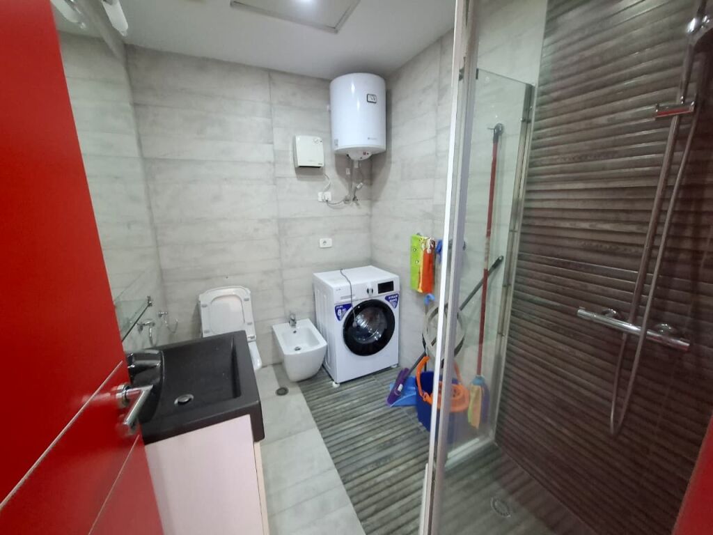 Apartament modern 2+1 me qera pamje deti