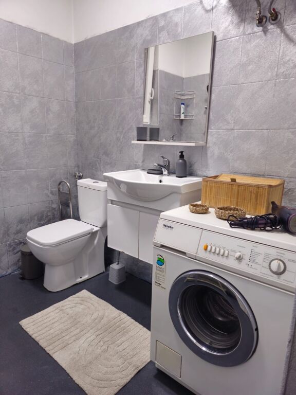 Bllok - Jepet super 1+1 tek Xheko Imperial