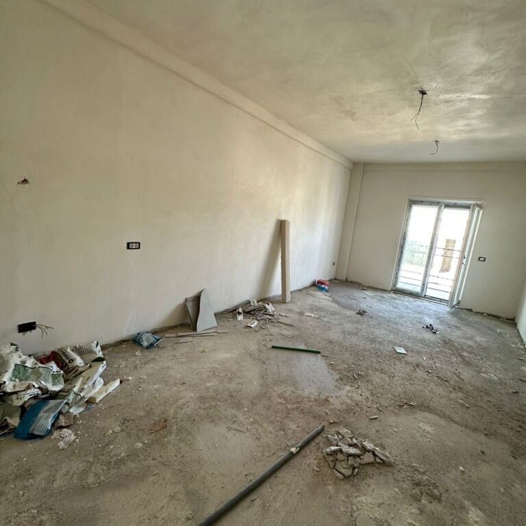 🏡 Shitet Super Apartament 1+1 – Square 21 ✨