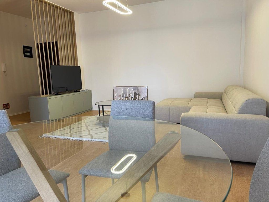 SARANDË, APARTAMENT SHESIM 2+1 ME PAMJE NGA DETI