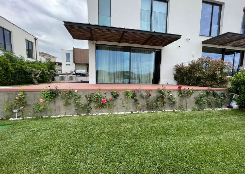 📌Luxury 3-Storey Villa for Sale – Mandarin Residence