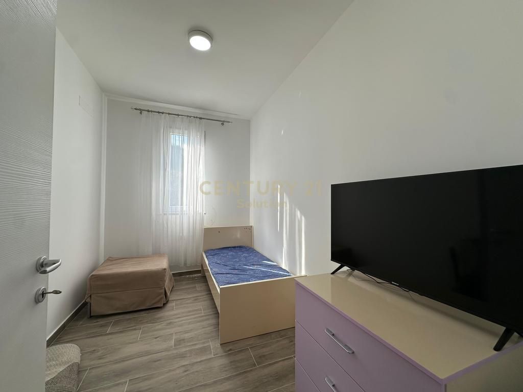 APARTAMENT 2+1+POST PARKIMI PER QIRA PRANE KOMBINATIT !