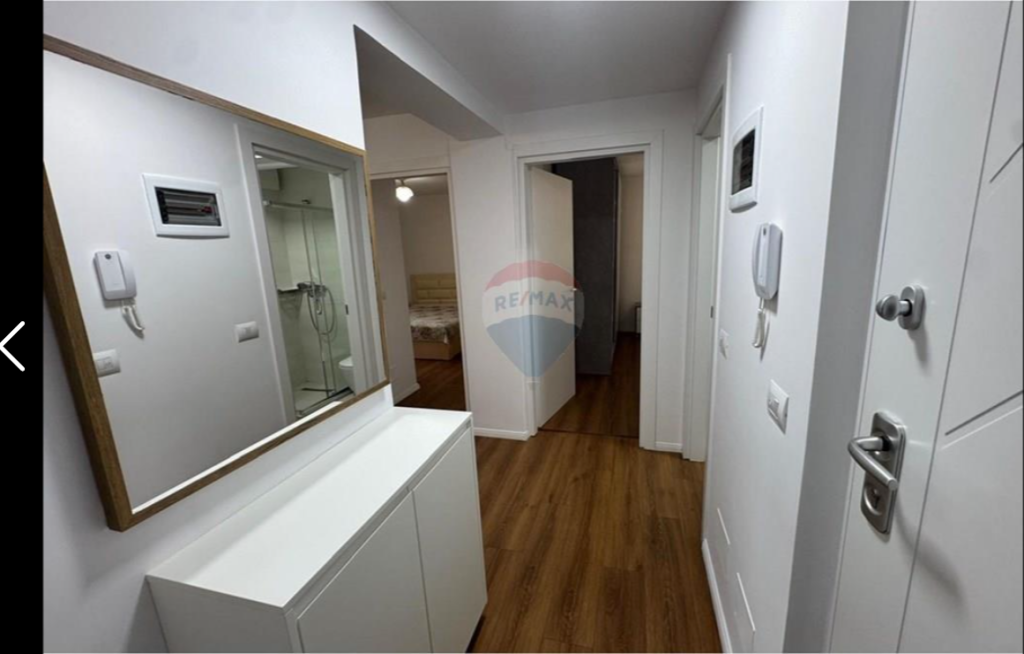 Apartament per shitje 2+1+2 tek Rruga e Elbasanit