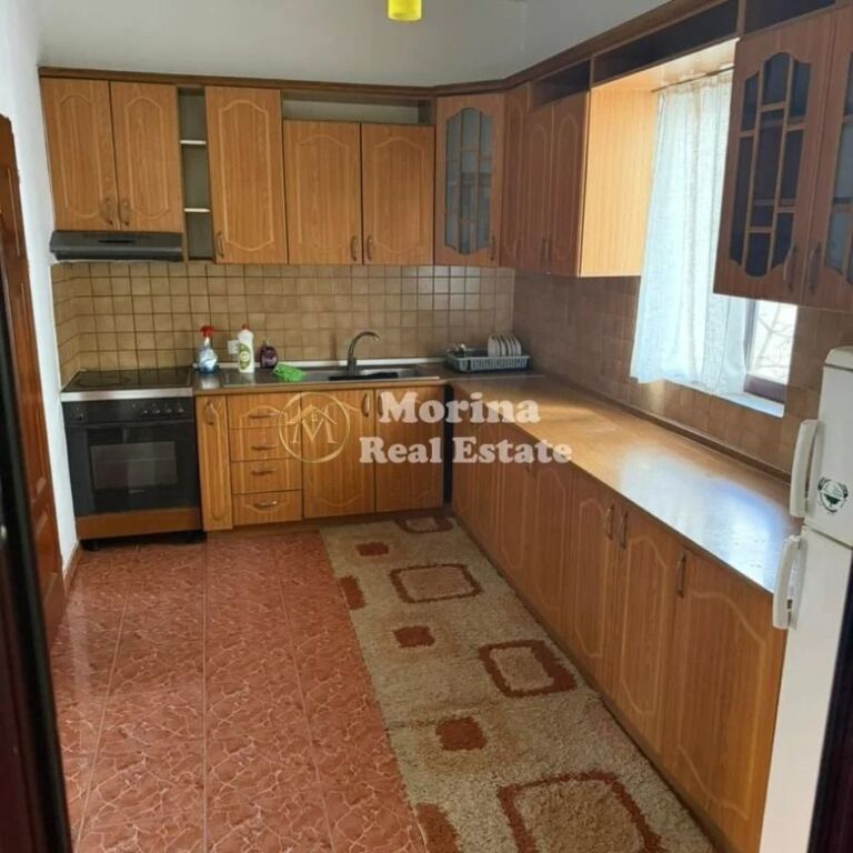 Rent | Private house 2 + 1 | Jordan Misja Street | 400 €/month