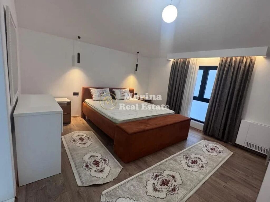 Qera | Vilë 2 + 1 | Laprakë | 900 €/muaj