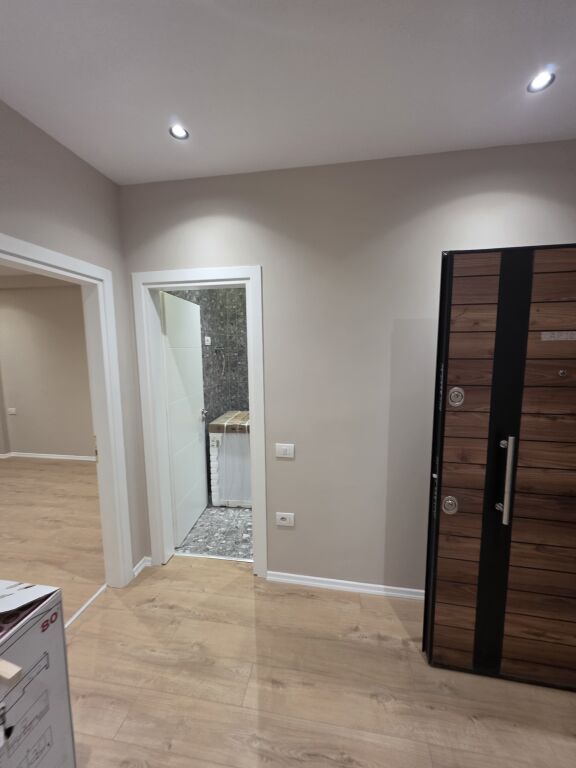 Apartment lluksoz 1+1 ne Astir me 500€