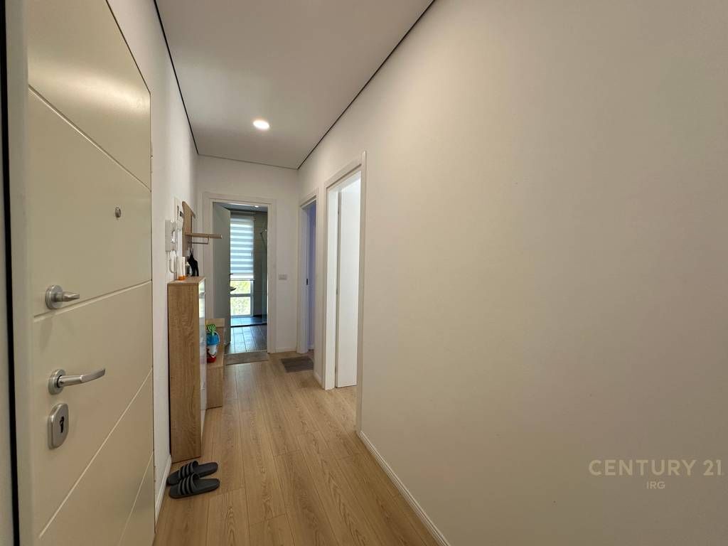 Shitet Apartament 2+1 tek San Pietro!