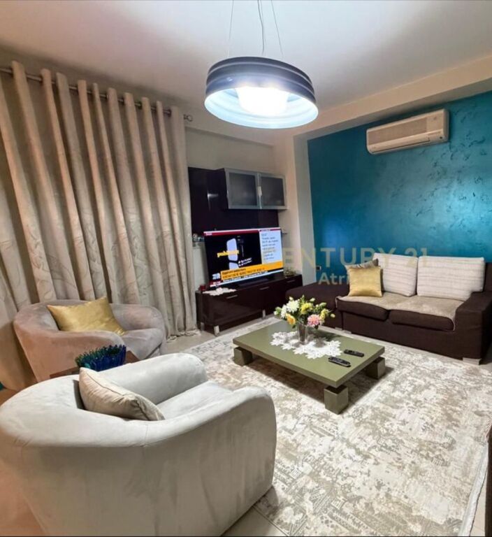 VENDIAMO SUPER APPARTAMENTO 3+1+2+DEPOSITO E 2 POSTI AUTO A BRRYLI! 320.000 € Sup. Totale 152m2