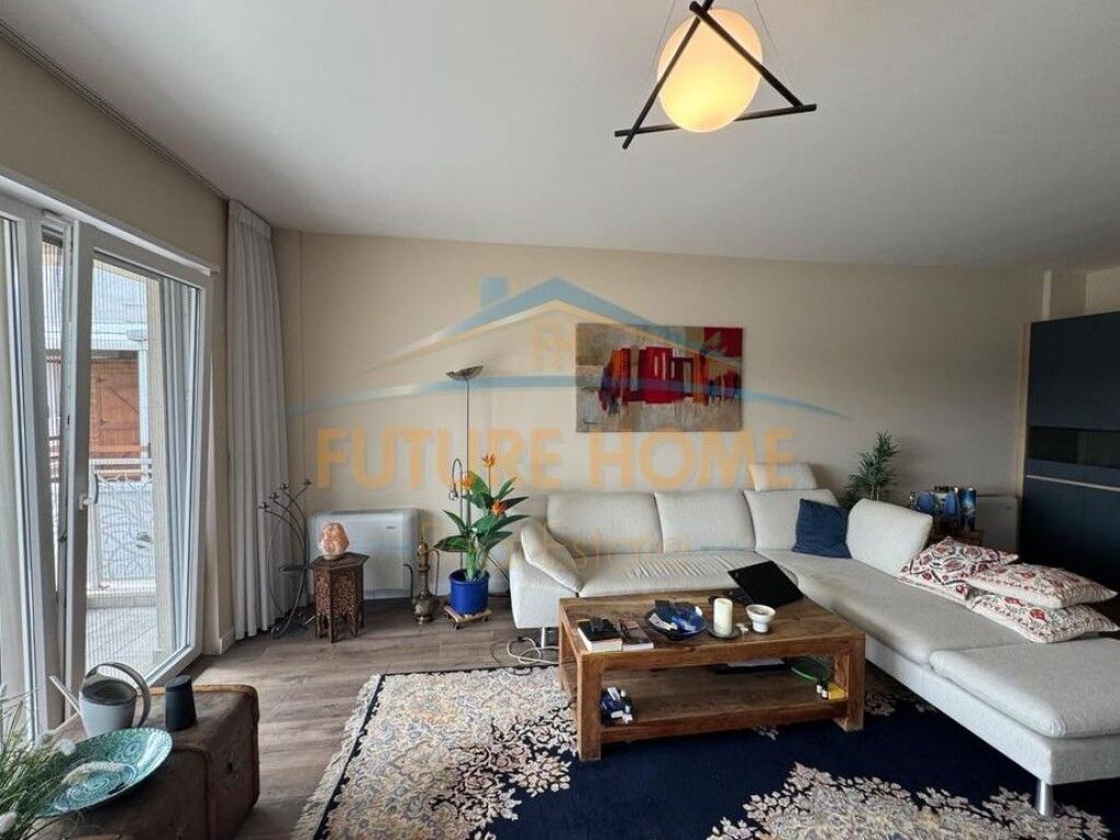 In vendita, Villa, Metatron Residence, Farke