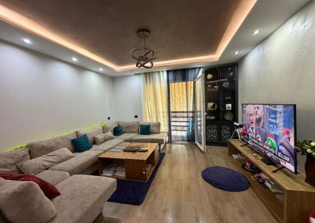 📌Apartament 2+1 në Shitje  – Komuna e Parisit
