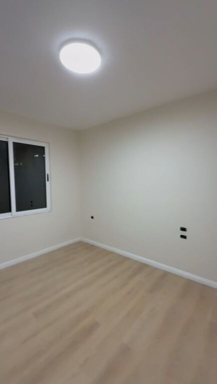 Apartament 3+1 ne shitje Mbi big market pa shkuar te eleonora