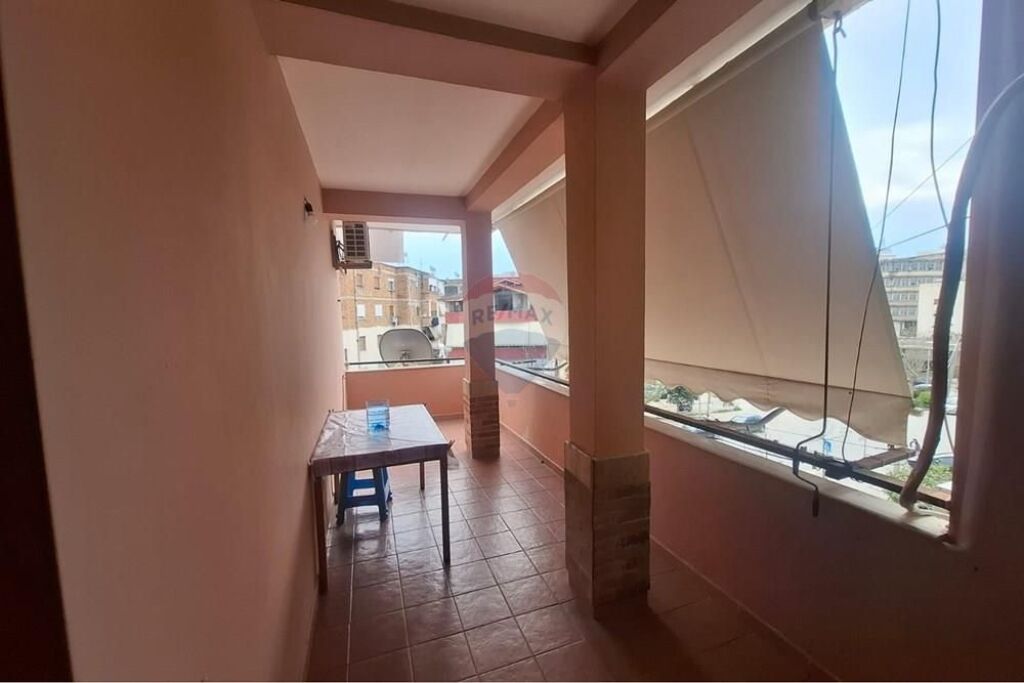 Apartment 2+1 for rent, near the Music School