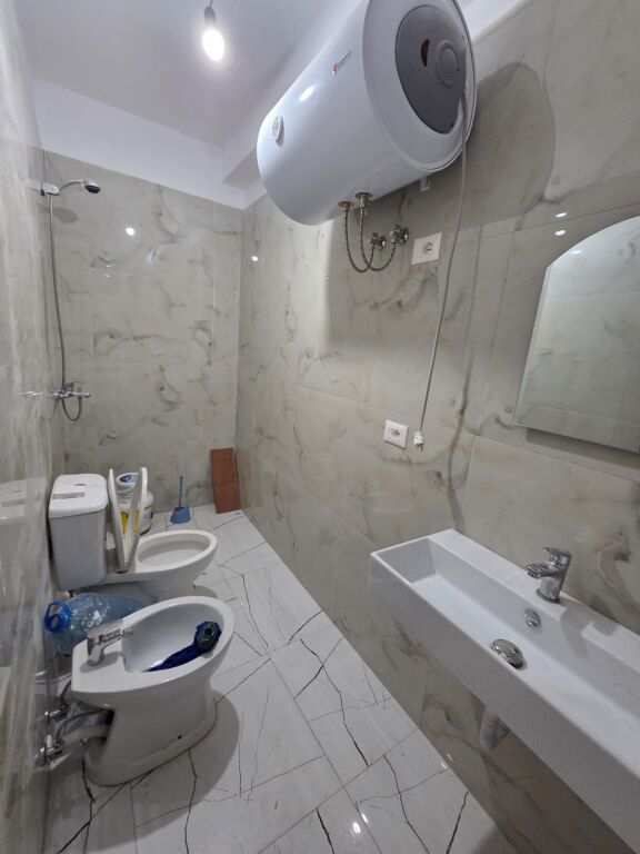 Jepet me qira apartament 1+1 300 euro te kastrati ne durres