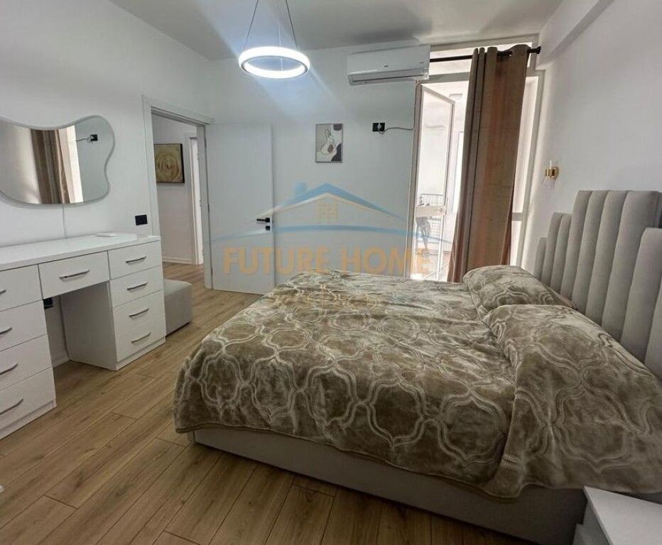 Qera,Apartament 2+1,21 Dhjetori !