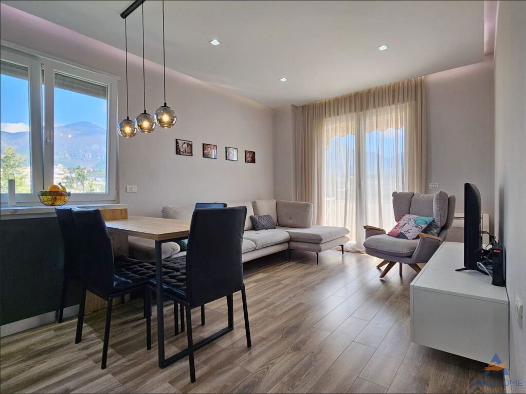 VENDESI APPARTAMENTO 2+1+BALCONE "FRESK" 145000 EURO