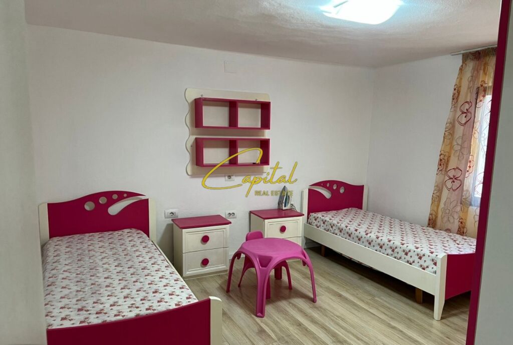 SHTEPI PRIVATE ME QIRA 2+1 5 MAJI 45.000 LEKE