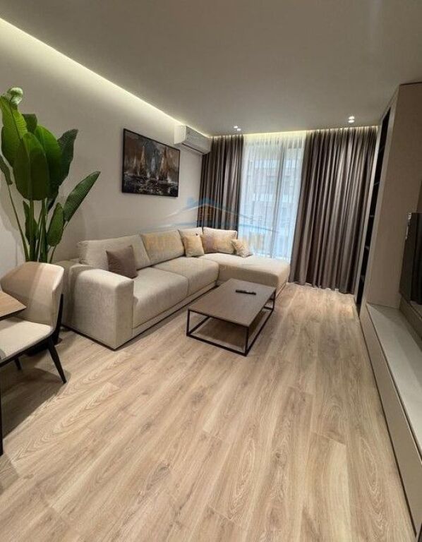 Affitto, Appartamento 2+1, Via Mine Peza, Golden Tower Residence