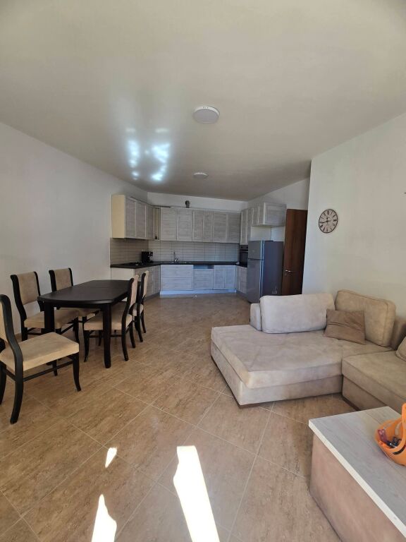 🏢SHITET APARTAMENT 2+1+2 NE LUNGOMARE VLORE!
