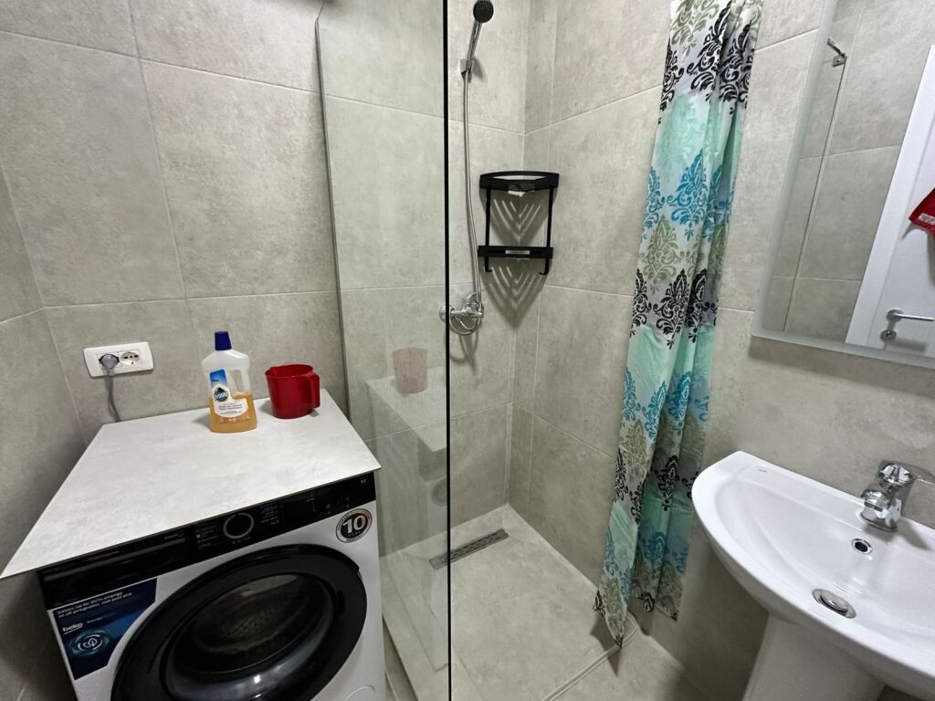 Apartament 1+1 Me Qira 5 Maj