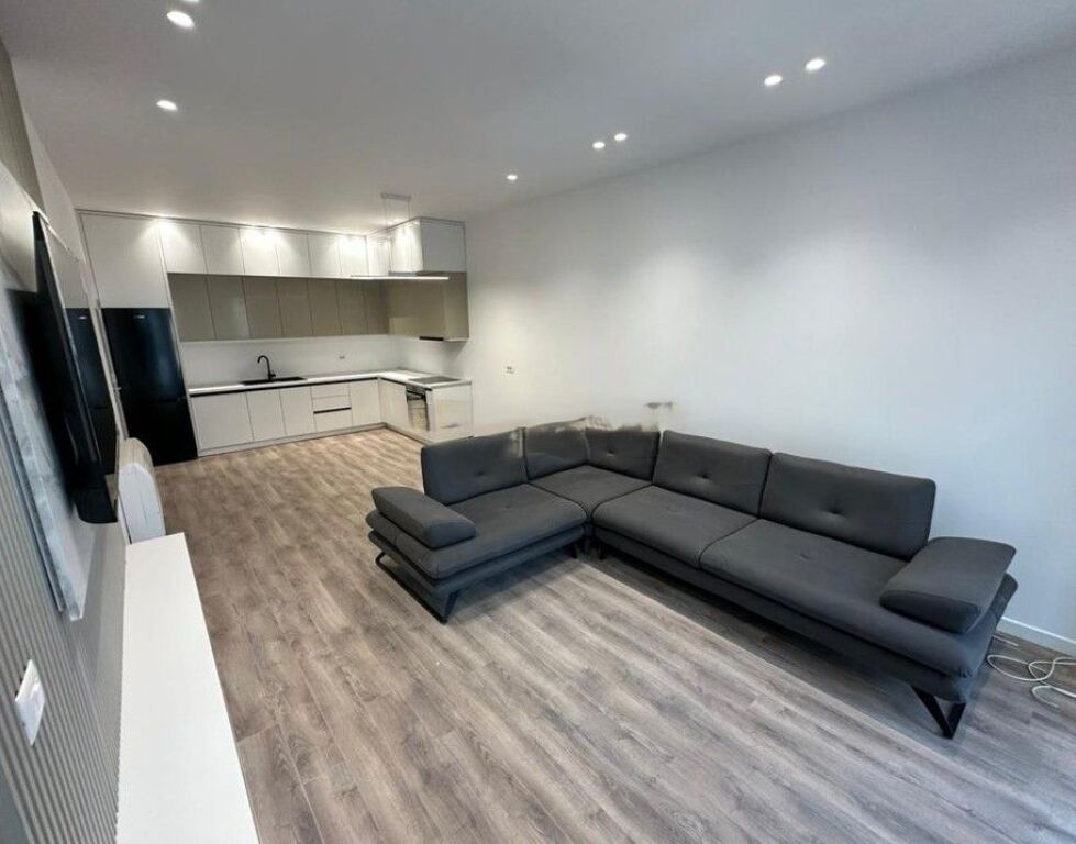 FOR RENT APARTMENT 1 + 1 AT EMERALD CENTER 5 MAJI STREET