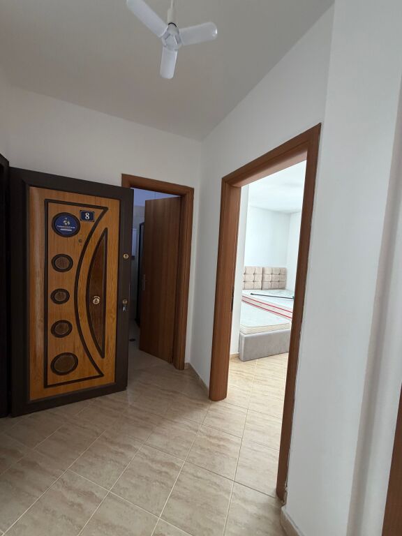 Shitet super apartament 1+1 pranë detit në zonën e Malit të Robit, në Golem. 🌊