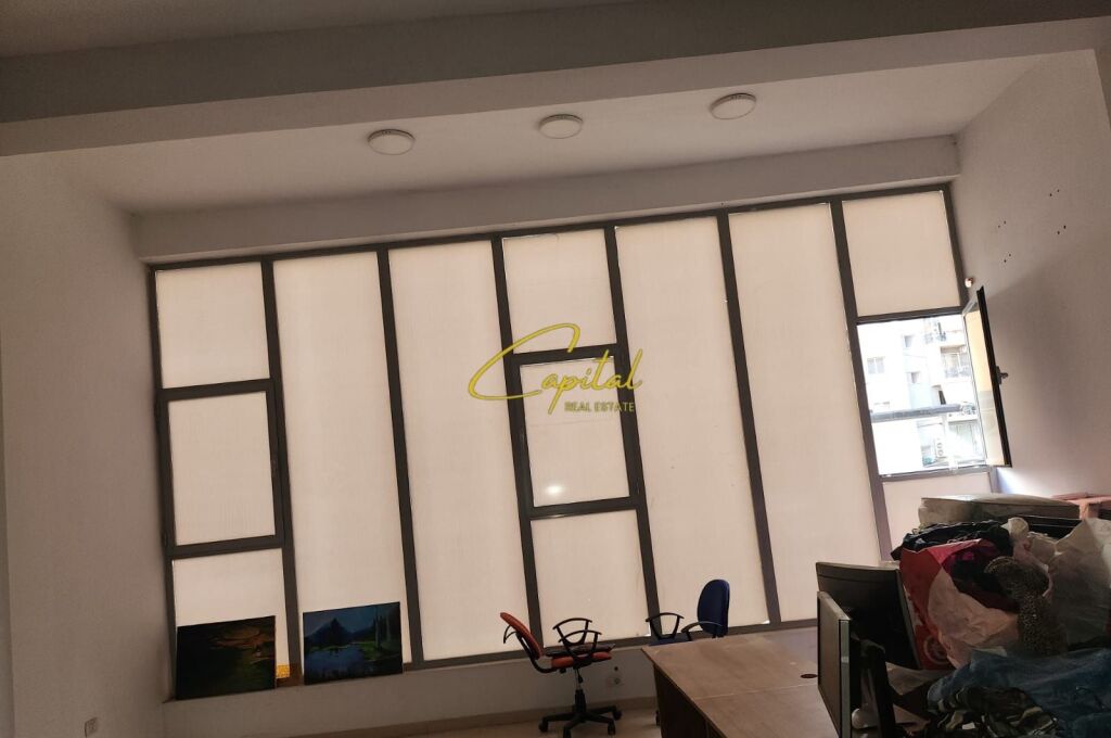 BUSINESS PREMISES FOR RENT 60 M2 ASTIR 550 EURO