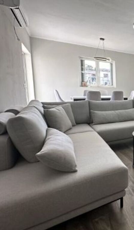 Appartamento 3+1 con 2 posti auto in affitto