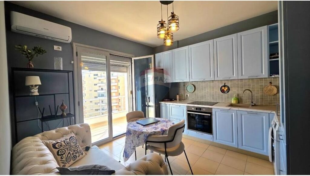 Apartament 1+1 ne shitje , Lungomare