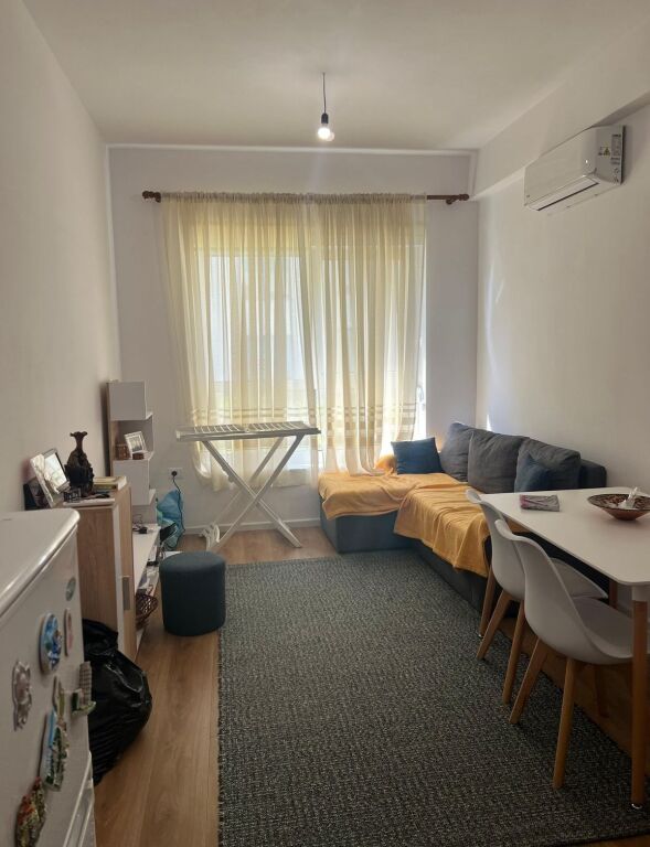 APARTAMENT 1+1 ME QERA TE KADIU NE ALI DEM