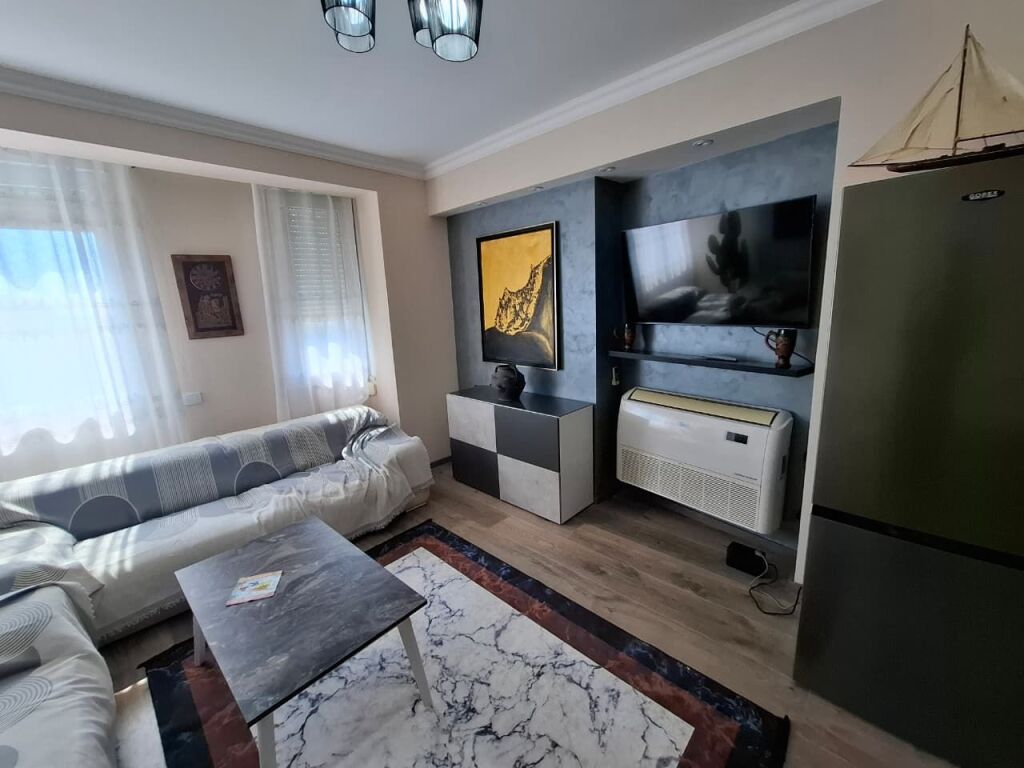 Apartament modern 2+1 me qera pamje deti