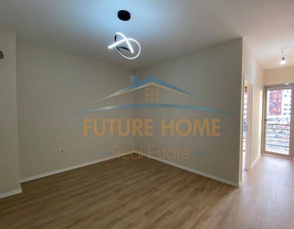 Shitet, Apartament 1+1, Unaza e Re