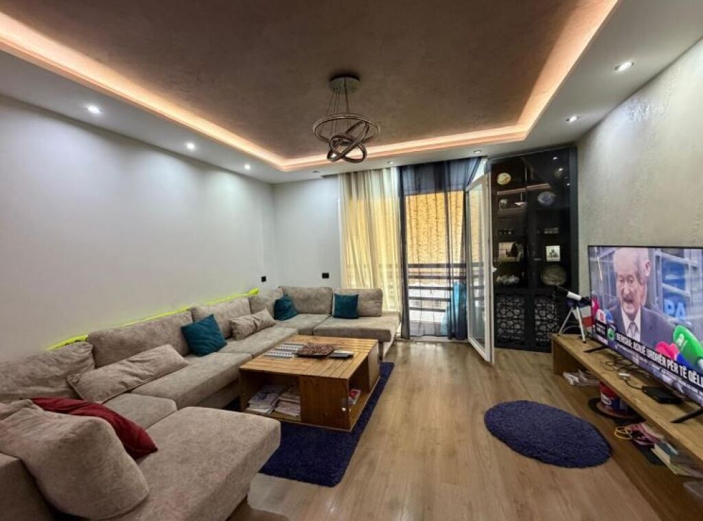 📌Apartament 2+1 në Shitje  – Komuna e Parisit