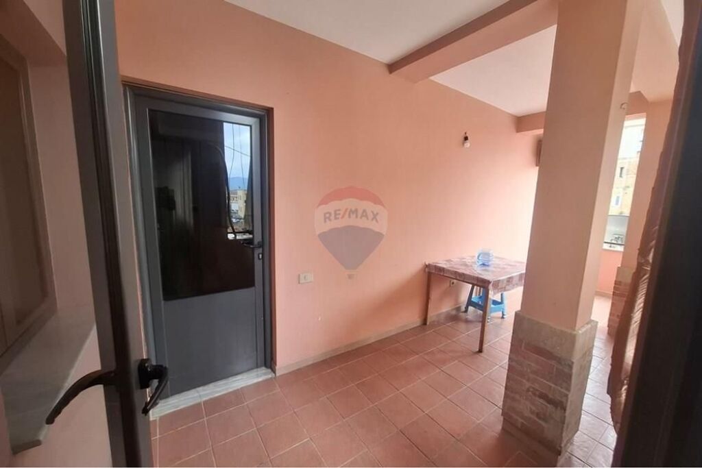 Apartment 2+1 for rent, near the Music School