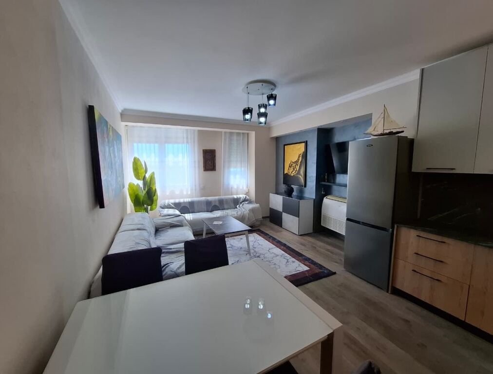 Apartament modern 2+1 me qera pamje deti