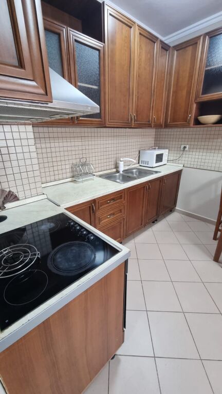 Affittasi appartamento 1+1 in via Durresit