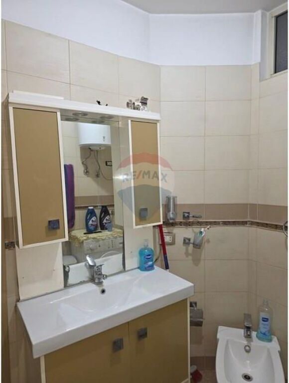 Shitet Apartament 2+1 në Astir