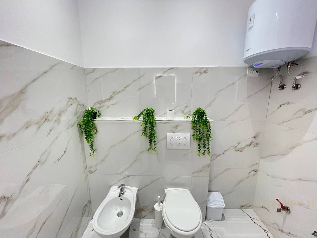 HAIRDRESSING / BEAUTY SPACE FOR RENT NEAR SQUARE 21, KAVAJËS STREET 1,500 € /Month