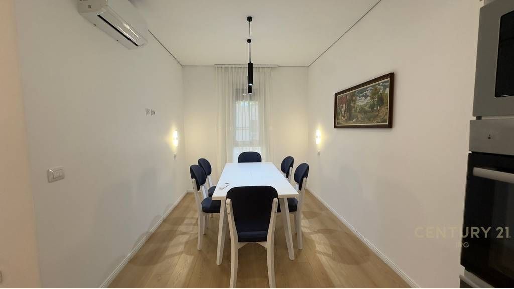 Shitet Apartament 2+1 tek San Pietro!