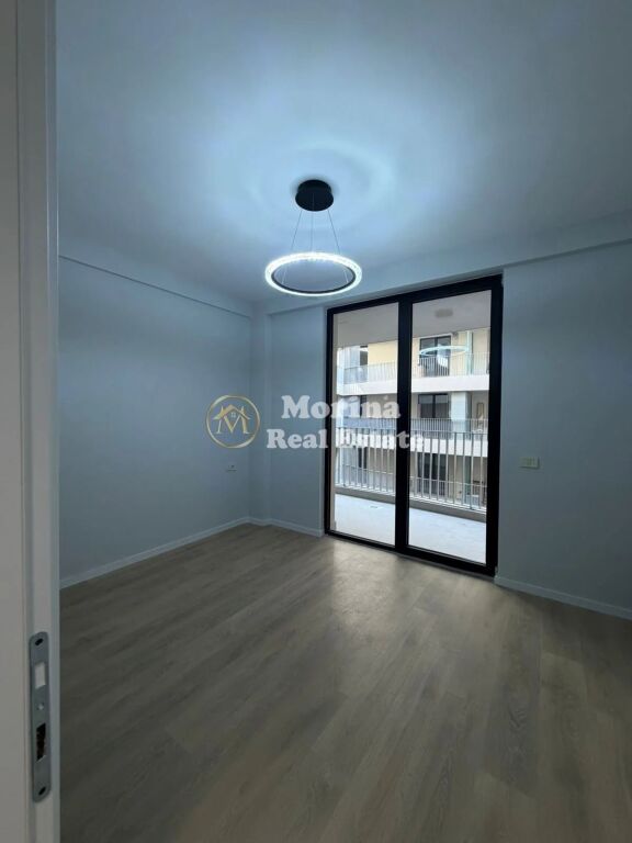 Rent | Business Premises | Mine Peza Street, Golden Tower Residence| 800 €/month.