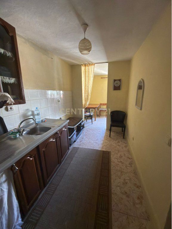 APARTAMENT 1+1 PËR SHITJE NË PLAZH, RROTA E KUQE !!