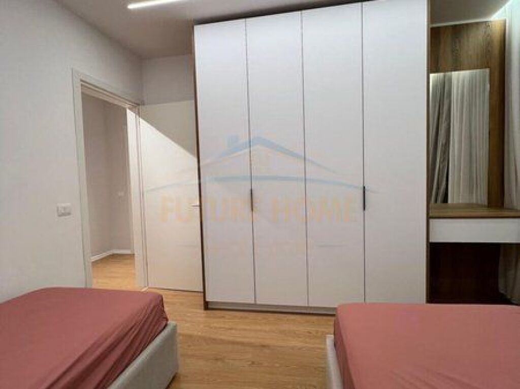 In vendita, Appartamento 2+1, Complesso Univers City, Tirana.