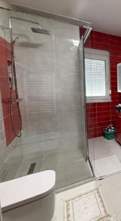 Shitet super apartament 3+1+2 + depo + 2 poste parkimi