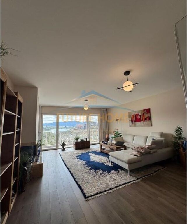 In vendita, Villa, Metatron Residence, Farke