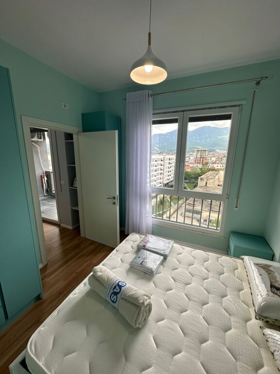 Apartament 2+1, 5 Maji!
