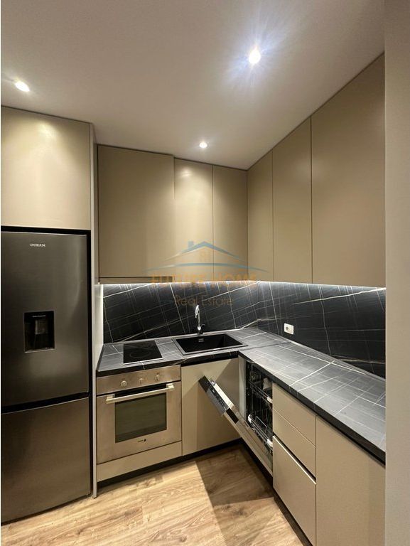 ✨ Never Lived In – Modern 1+1 for Rent on "Dritan Hoxha" Street! 🏢