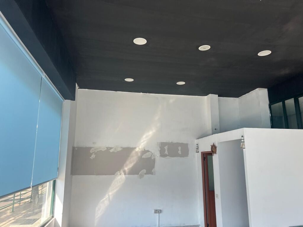 🏢 Business Premises for Rent in Astir, Yzberisht