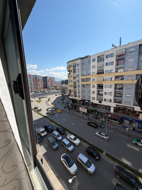 FOR RENT 1+1 APARTMENT IN THE CENTER OF ASTIRI.