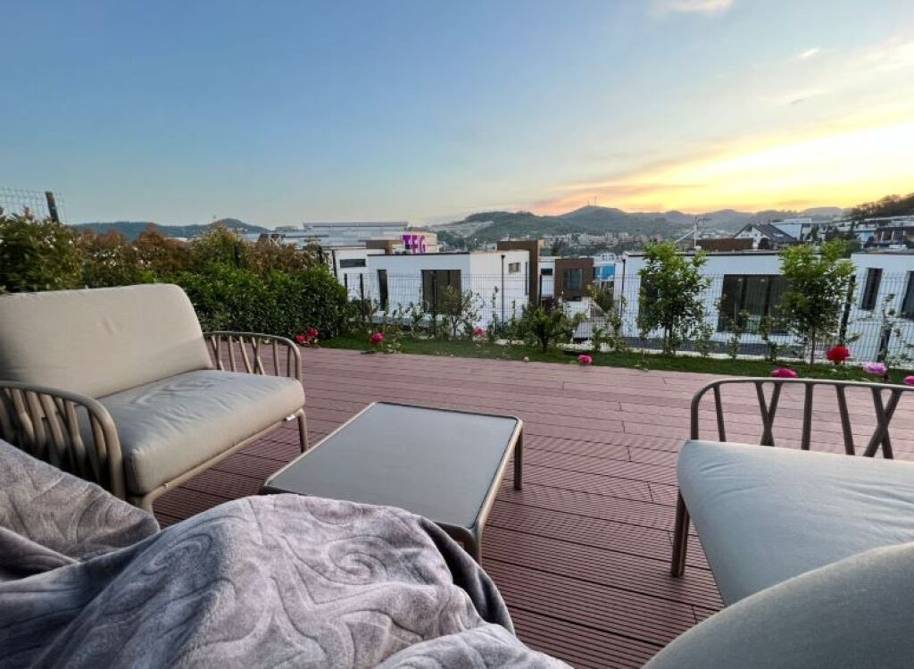 📌Luxury 3-Storey Villa for Sale – Mandarin Residence